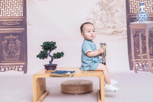 那曲孕妇几个月胸部变大